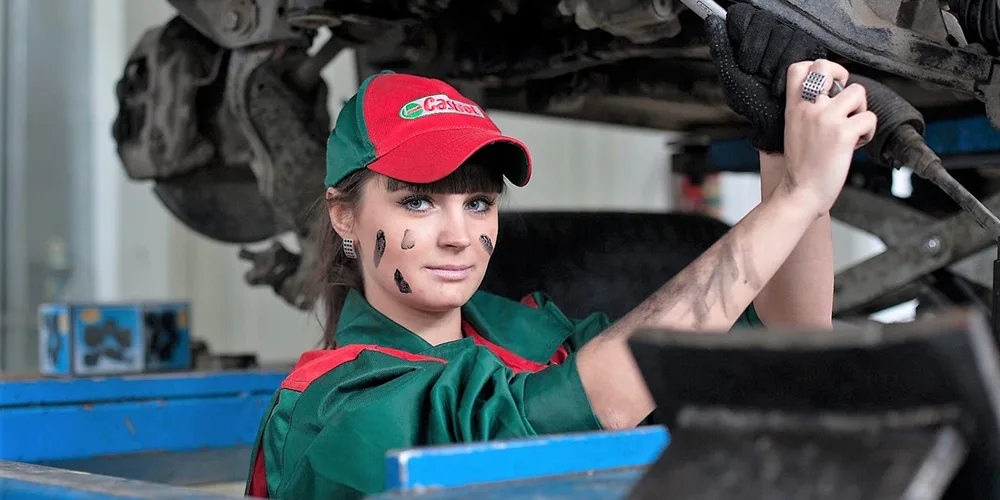 Year-End Tune-Up For Your Marketing Year-End Tune-Up For Your Marketing