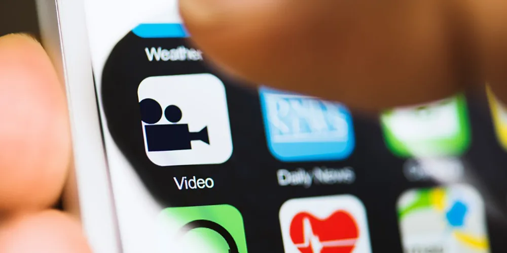 Financial TV networks partner with social media for distribution and you should too