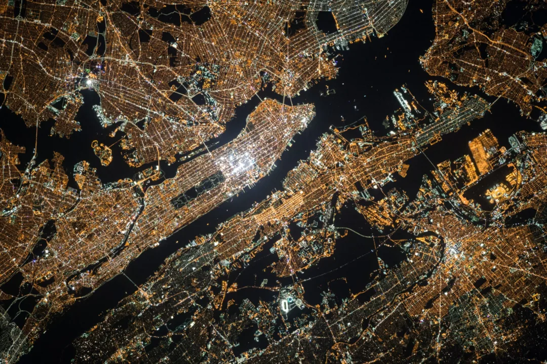 nasa-_SFJhRPzJHs-unsplash Raising Capital Emerging Industry Space Economy Investment Strategy Example